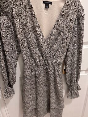 Halogen Black and White Long Sleeve Wrap Dress
